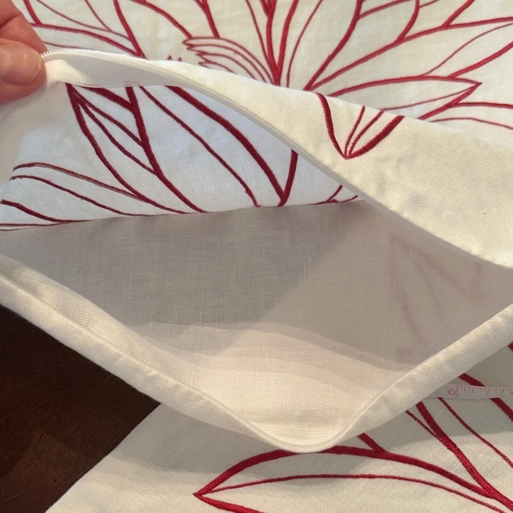 N/A elegant throw
